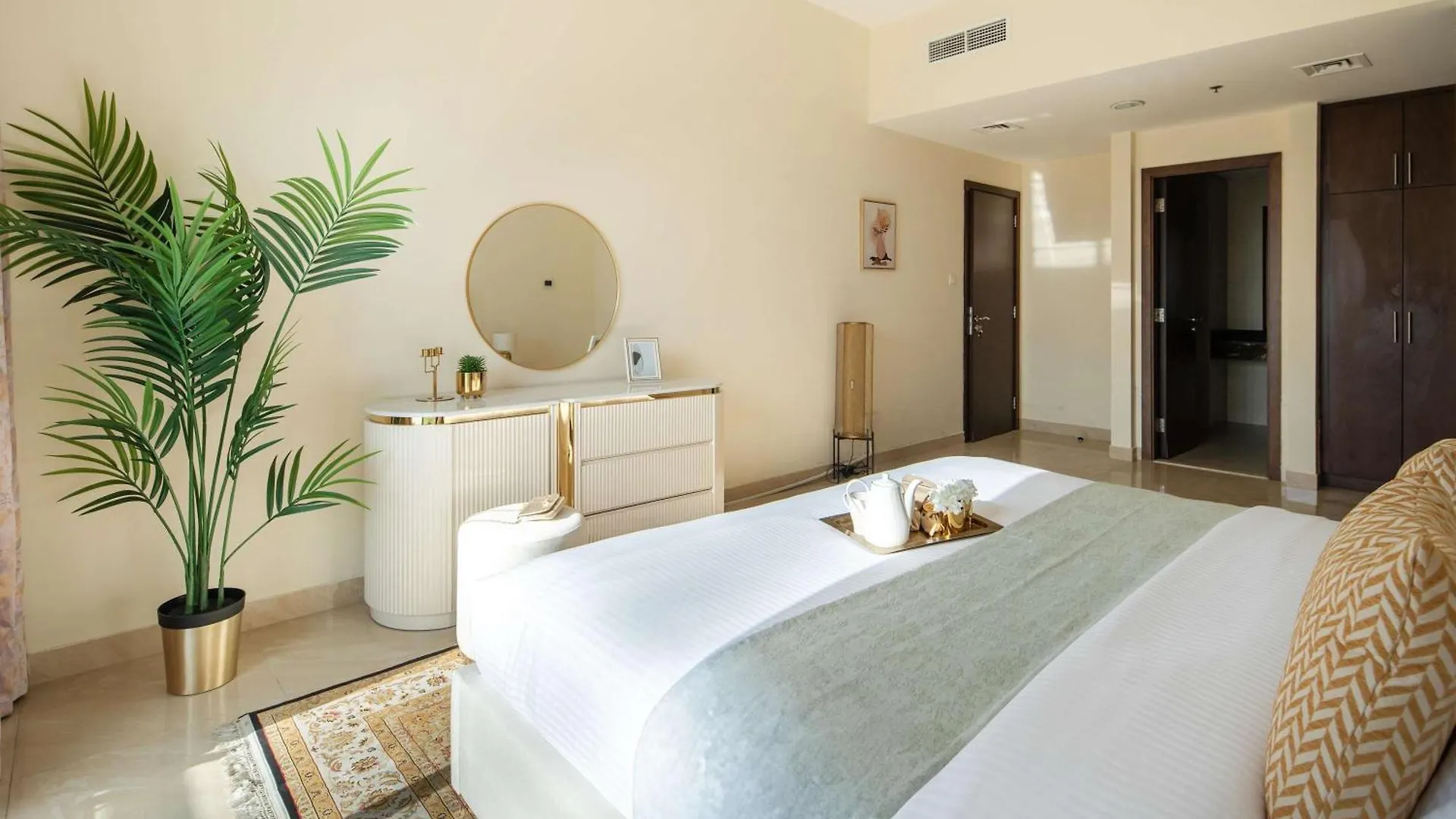 Apartment Frank Porter - Riah Tower Dubai